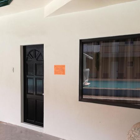 Richdel Hotel Resort Мактан Экстерьер фото