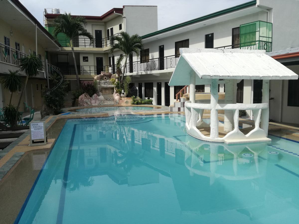 Richdel Hotel Resort Мактан Экстерьер фото